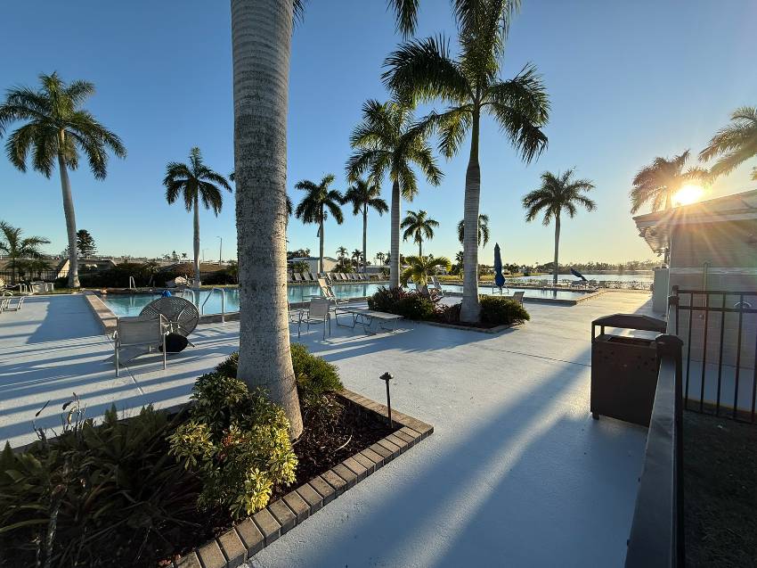 49 Colony Dr a Ellenton, FL Mobile or Manufactured Home for Sale